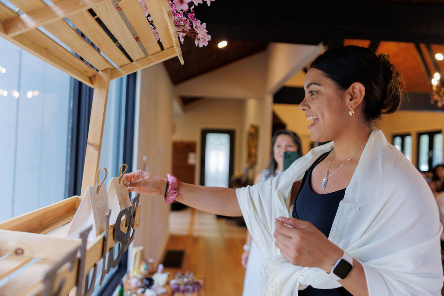 Glam Trolley - Personalized Jewelry Experience for Events