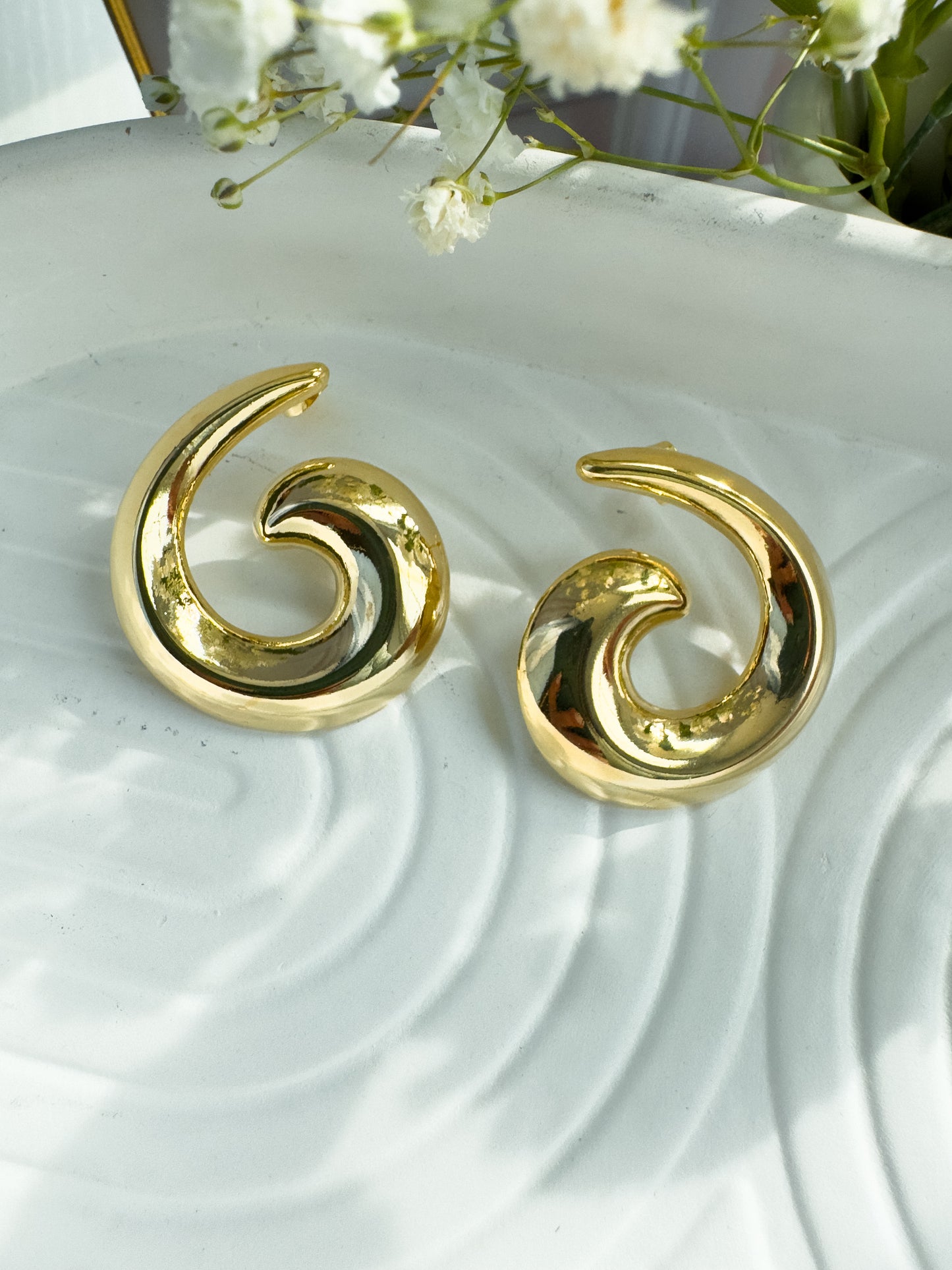 Pendientes espirales de rodio