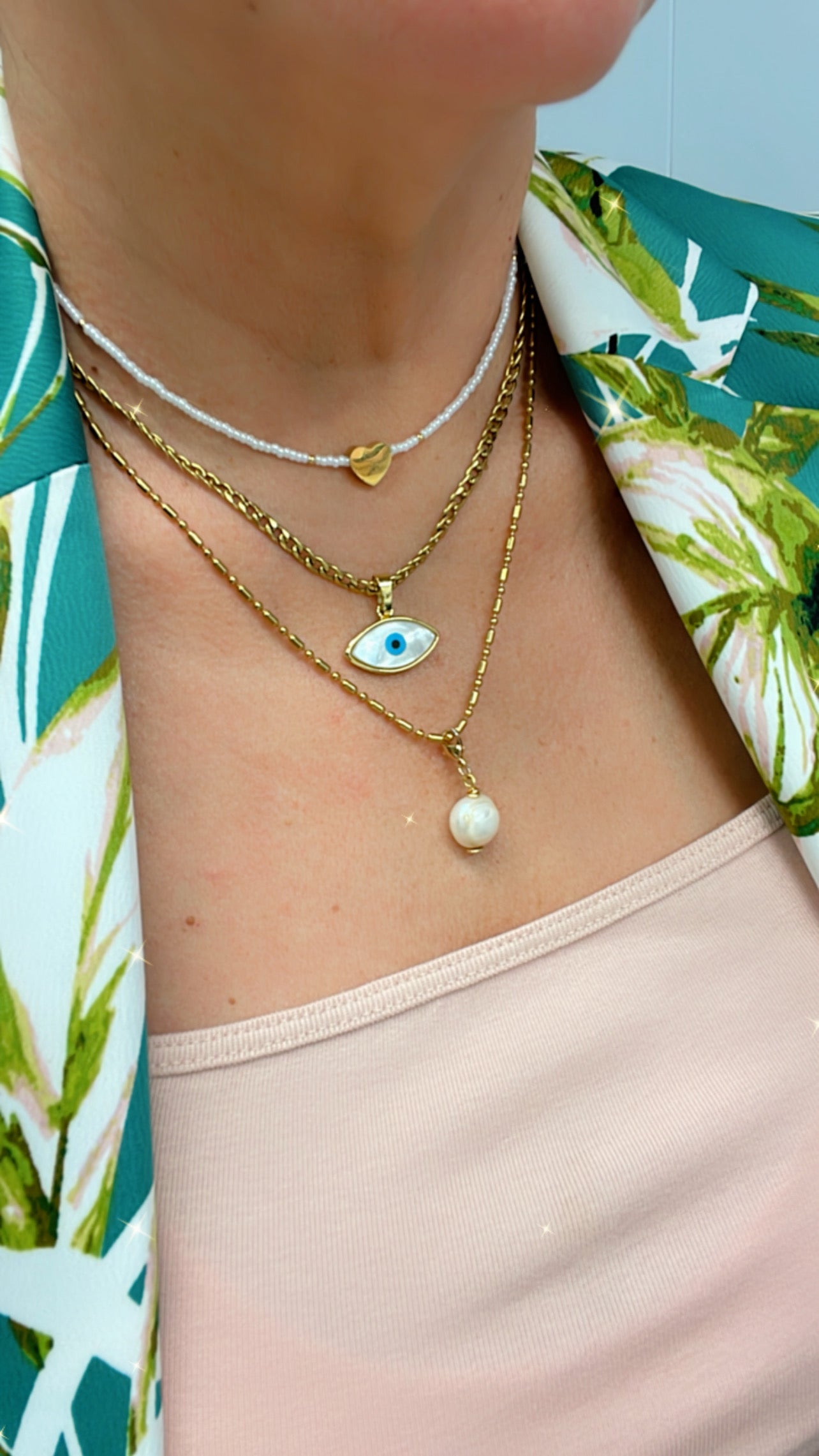 Amorรญo Chocker Necklace