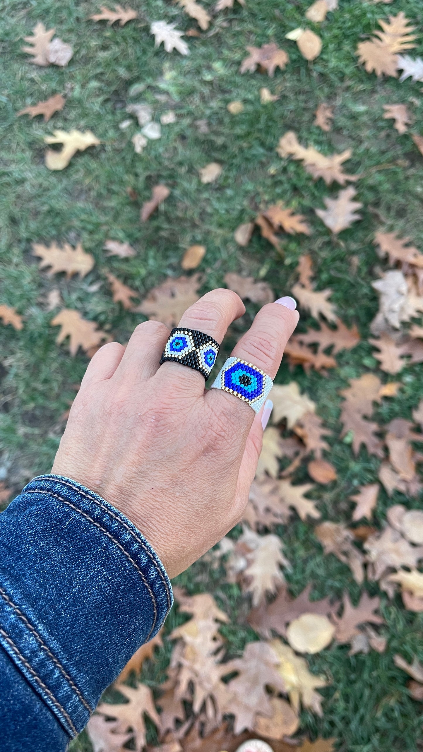 Anillo de mal de ojo azul (línea de ojos)