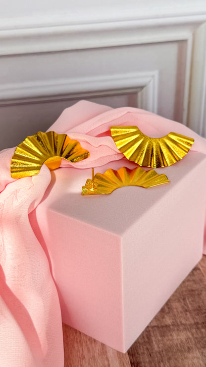 Pendientes de bronce con abanico dorado