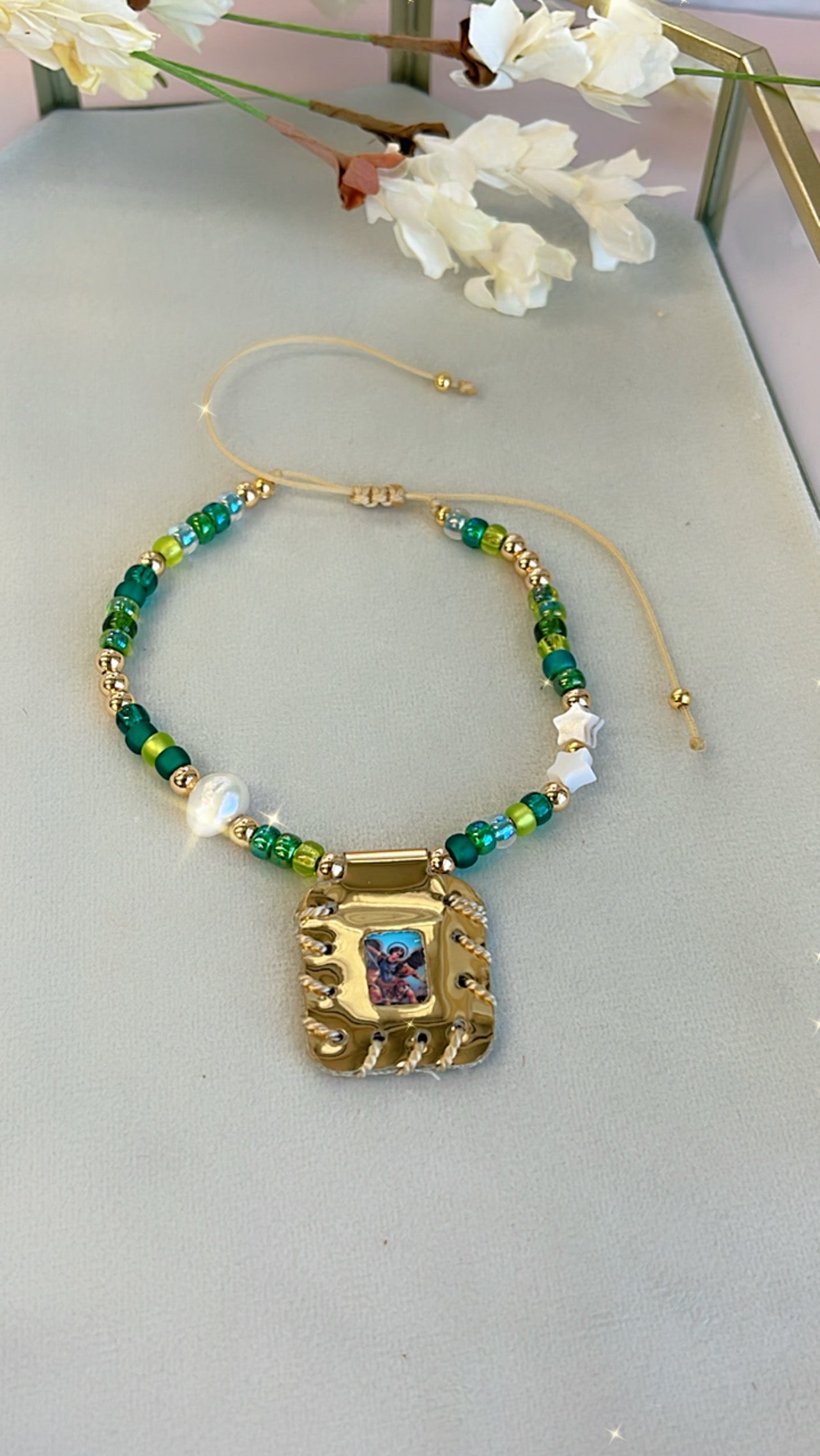 Pulsera Aria con escapulario