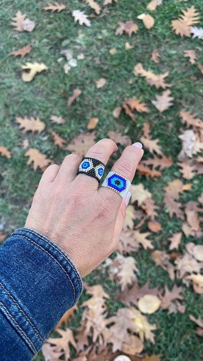 Anillo de mal de ojo azul (línea de ojos)
