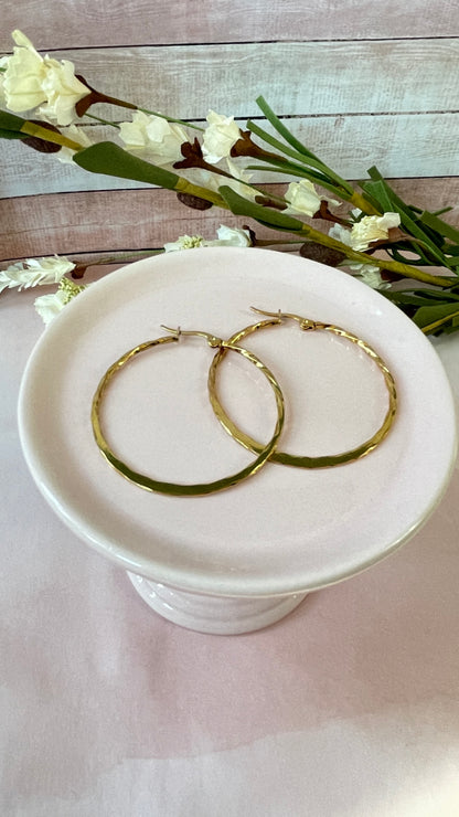Laura Hoops